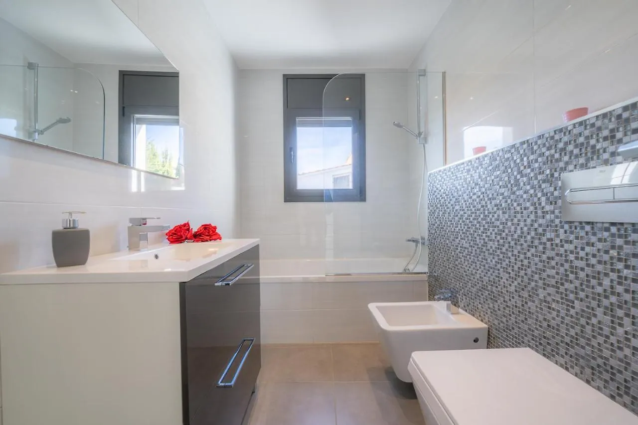 Sunset Lux House - Ideal Familias En Zona Residencial & Aircon Lloret de Mar Spain